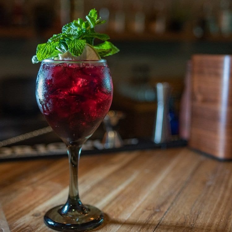 Santos Kitchen + Lounge